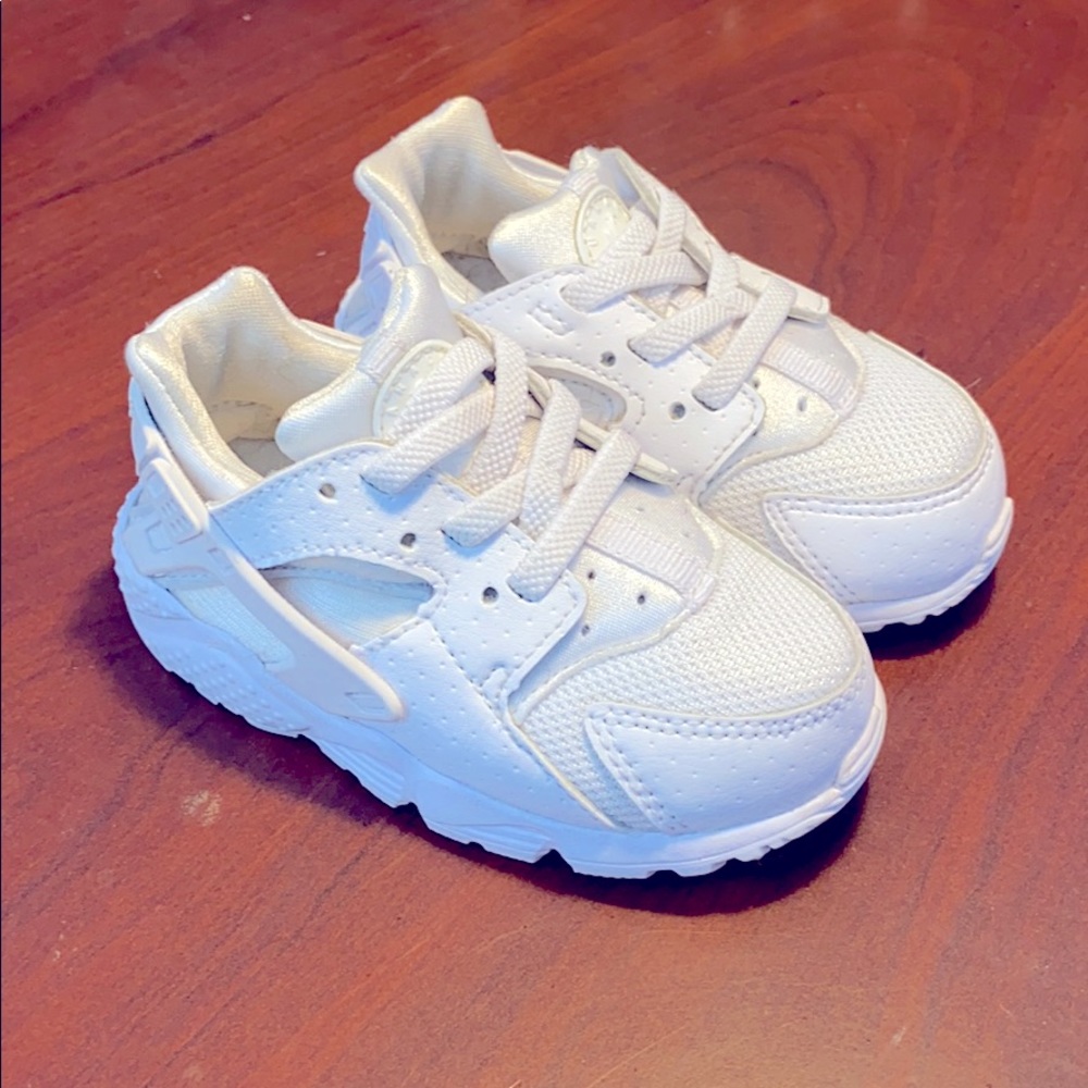 Nike Huarache Run White/Pure Platinum 6C